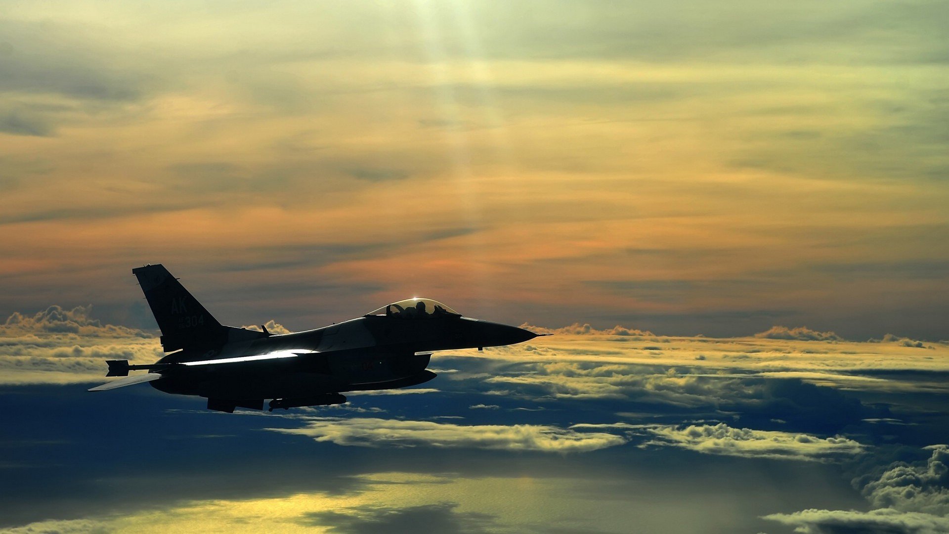 中长距离自由泳成绩稳定上升,长距离 自由泳