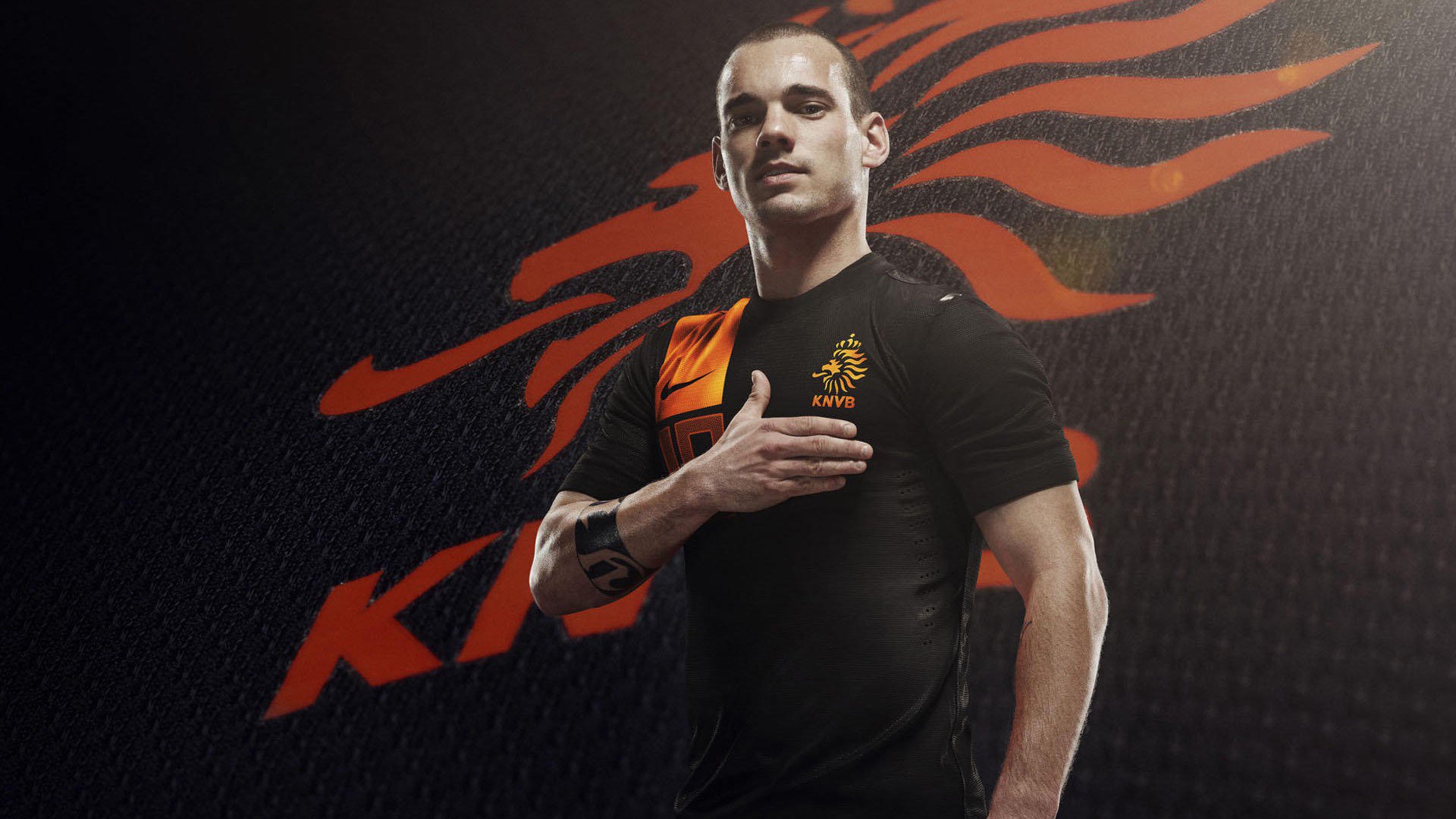 “马科斯·莫奇的战术安排与防守反应，成就美洲狮队的防守核心”